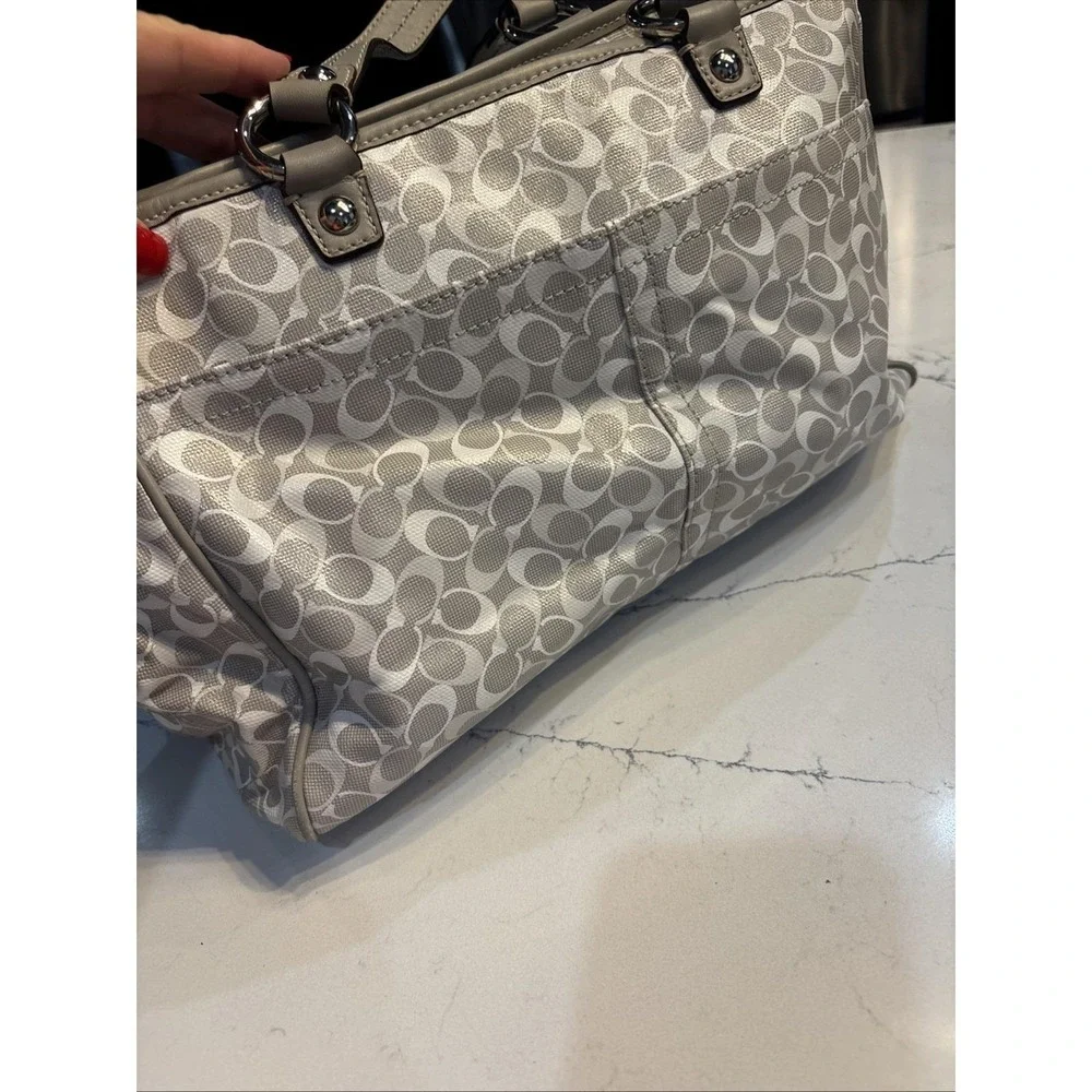 COACH Chelsea Signature Bias Tote Bag Handbag Gray White Coated Canvas